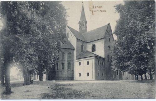 14797 O1804 Lehnin um 1910/20 - Lehnin, Brandenburg: Blick von außen auf die Kloster-Kirche (convent-church), Ak Nr. 8304,Graph. Verl.-Anst. G. m. b. H. Breslau AKU2