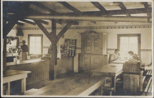 Inneres einer Gaststätte. Rund um die AK um 1920/30