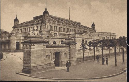 um 1920/30 Mainz, Rheinland-Pfalz: Außenansicht der Stadthalle, Ak Nr. 222,K. S. M. AKU2