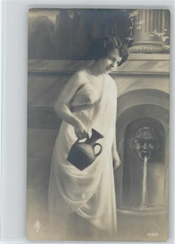 Foto AK Brunnen Vase Fotomontage Poesie 1917