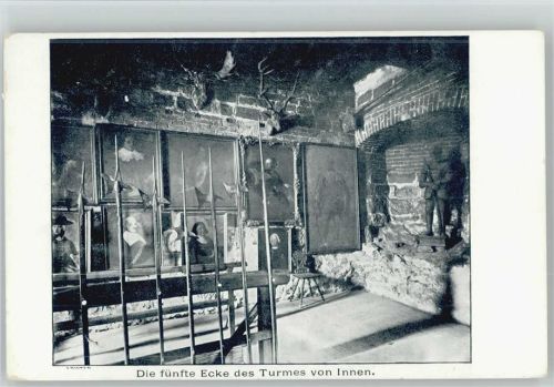 Die fünfte Ecke des Turmes - Nürnberg Makaber