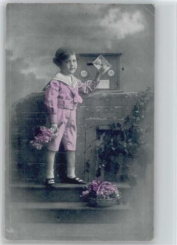 Kind mit einem Brief - ca 1920 AK