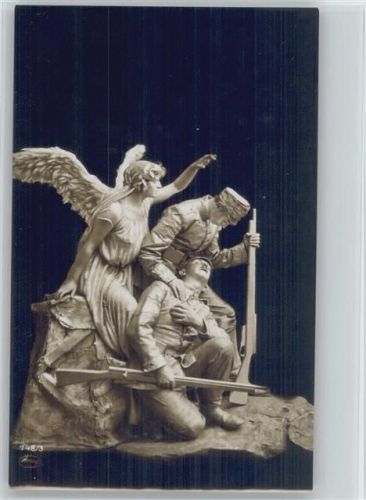 Gefallener Soldat und Engel als Statue, WK I Foto AK Christliche Propaganda
