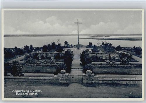 Heldenfriedhof
