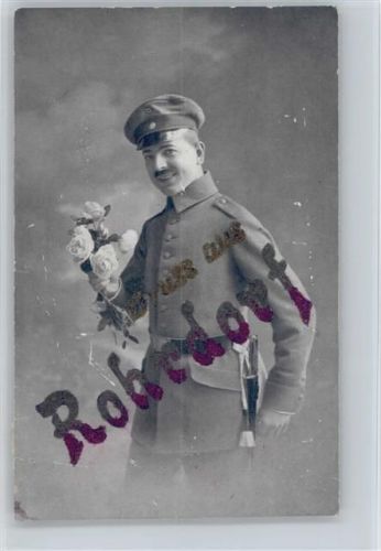 Gruss aus Rohrdorf - Soldat mit Blumen