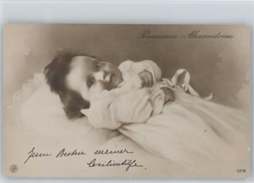 Prinzessin Alexandrine als Baby NPG Nr. 5219 Foto AK Cecilienhilfe Adel Prinzessin Alexandrine