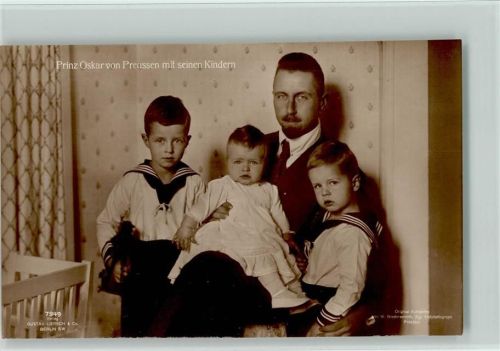 Prinz Oskar v. Preußen mit seinen drei Kindern Nr. 7949 Liersch Adel Prinz Oskar