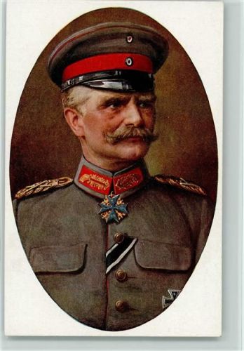 Generalfeldmarschall in Uniform mit Orden Mackensen