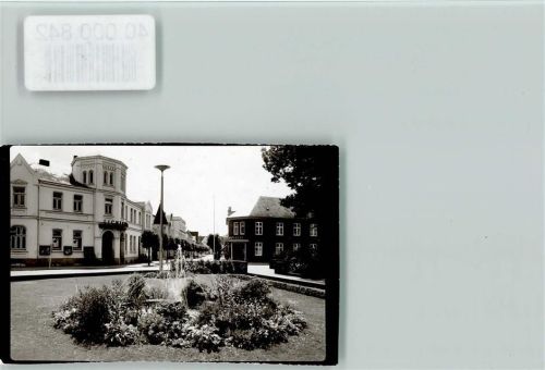 Nortorf Dorfbrunnen, Sparkasse, Straßenlaterne, Kino