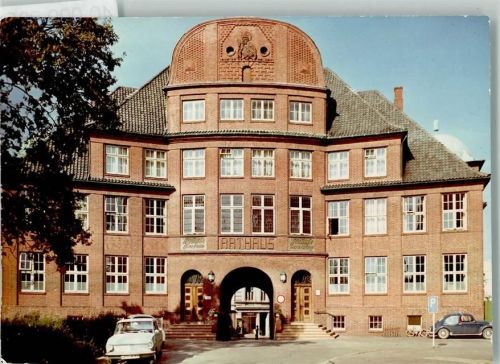 Marne Rathaus, VW-Käfer, Opel