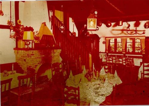 21227 W2106 Bendestorf FOTO KEINE AK Hotel Meinsbur, Kamin, Esszimmer