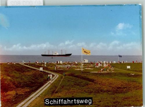 27472 W2190 Altenbruch FOTO KEINE AK Frachtschiff, Strandkörbe, Fahnen im Wind
