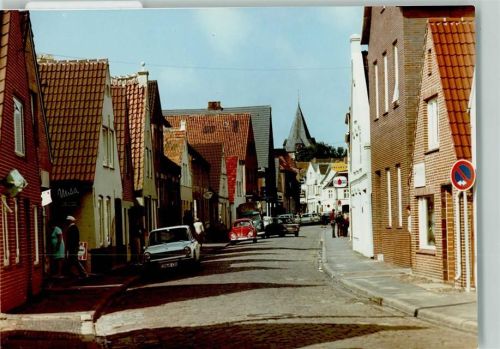25836 W2256 Garding FOTO KEINE AK Hauptstraße mit Milchgeschäft, VW-Käfer