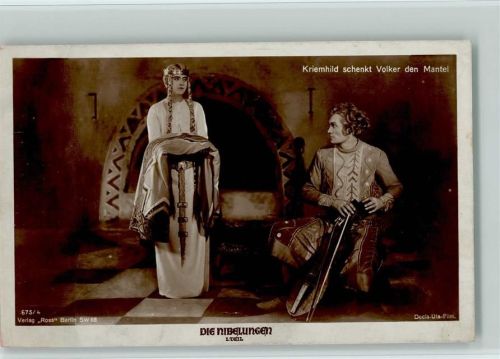 Kriemhild schenkt Volker den Mantel Nibelungen Verlag Ross Nibelungensage