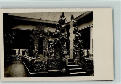 Museum für Völkerkunde - Lichthof mit Tempelanlage von Bali