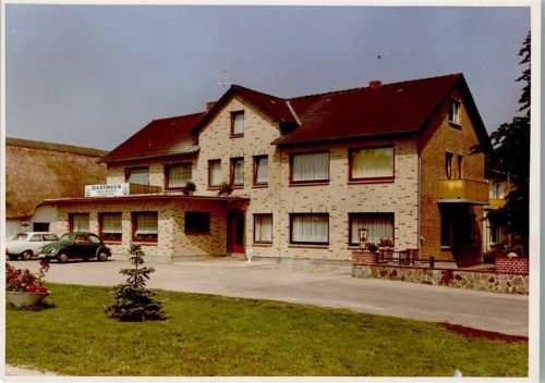 24376 W2340 Hasselberg , Ostsee FOTO KEINE AK Gasthaus Spiesskammer