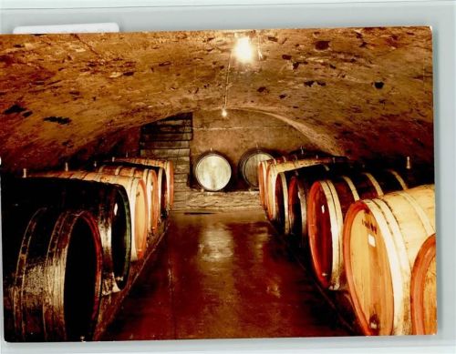 Kobern-Gondorf Weinhaus Haupt Innenaufnahme Gewölbekeller Fässer