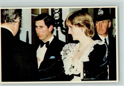 Nr. 30 Royal Family 1982 AK