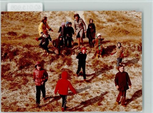 26474 W2941 Spiekeroog FOTO KEINE AK Kinder am Strand Kinder-Kurheim Meerstern