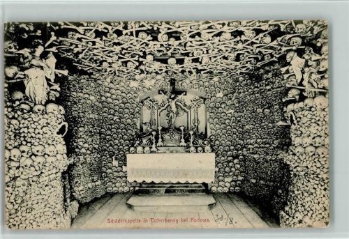 Totenschädel - Schädelkapelle in Tscherbeney 1914 AK Makaber Skelett