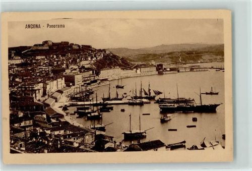 Ancona Hafen Segelschiffe