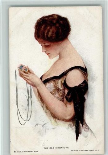 Nr. 101 The old Miniatur - Glamour Frau mit Amulett