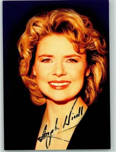 Angela Wiedl Original Autogramm