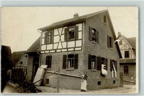 Kirchheim Wohnhaus Frau mit Baby Ort handschriftlich Privatfoto-AK