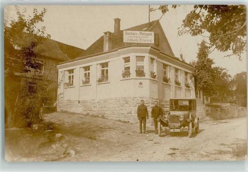 86807 W8938 Buchloe Privatfoto AK Gasthaus Metzgerei Jakob Friess Oldtimer Ort handschriftlich