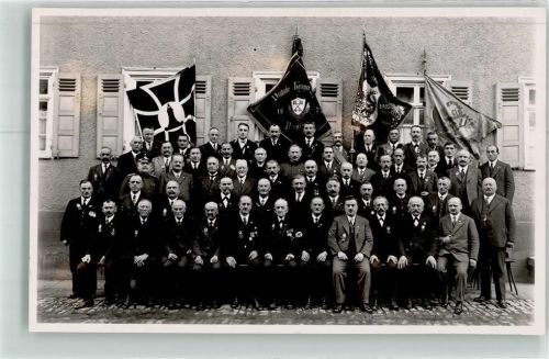 71272 W7253 Renningen Privatfoto AK Deutscher Kriegerverein 1874 1. Fahne Gruppenfoto Ort handschriftlich