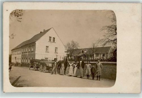 04758 O7260 Oschatz Privatfoto AK Deutschluppa Kutsche Wohnhaus Ort handschriftlich