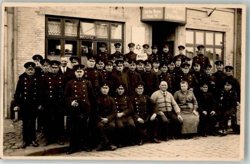 Flensburg 1930 Fahrradgeschäft gegenüber Terrassenstraße Gruppenaufnahme Flensburger Straßenbahner