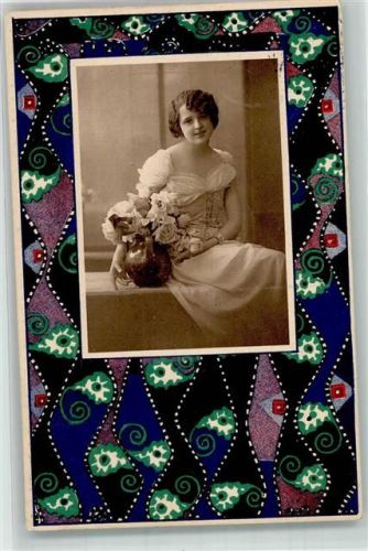 Stoffmuster der Wiener Werkstätte Serie Nr 03221 Junge Frau Rosen Krug