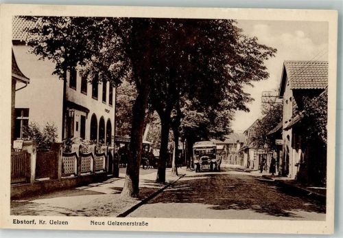 Ebstorf Neue Uelzenerstraße LKW Fahrrad