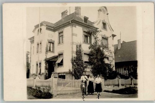 93413 W8490 Cham , Oberpf Privatfoto AK Villa Familie Ort handschriftlich