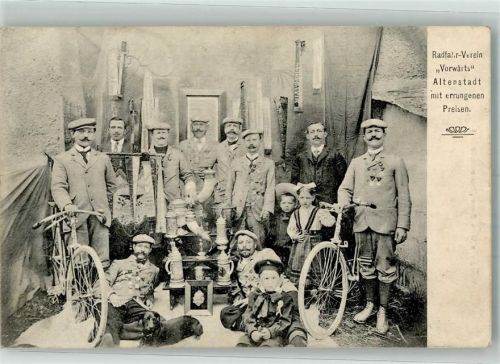 Altenstadt Radverein Vorwärts Gruppenaufnahme Fahrräder Hund