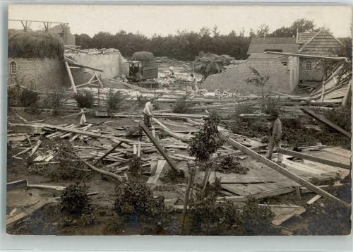 Bargteheide Abriss-Arbeiten Bauarbeiter Bagger Ort lt. Fotograf