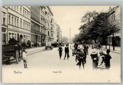 Lichtenrade Kessel-Straße Siegessäule Kinder Radfahrer
