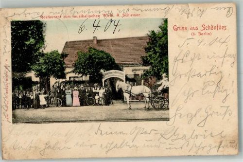 Schönfließ 1904 Gasthaus zum musikalischen Wirth Gruppenfoto Fahrräder Kutsche