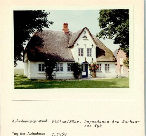 Midlum Dependance des Kurhauses Wyk Foto montiert auf Karton