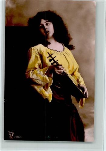 Mandoline Frau No.2007/4