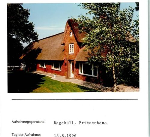 25899 W2260 Dagebüll FOTO KEINE AK Friesenhaus Foto montiert auf Karton