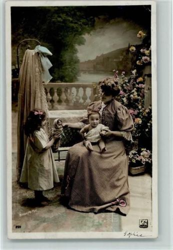 1907 Fotokünstler - Puppe, Mutter und Baby, Verlag F.K. Paris 209