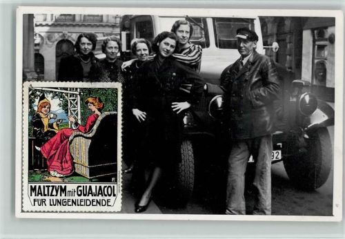 ca 1949 - Frauen stehen vor einem LKW Reklamemarke Maltzym
