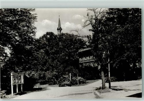 Zschadraß August-Bebel-Platz Rückseite mit Abschürfungen bzw Kleberesten