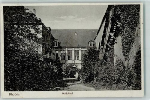 Rhoden Schloßhof
