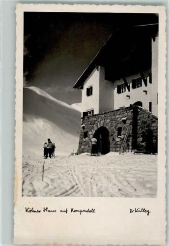 Kölner Haus Winter Skilangläufer