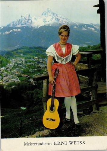 Marktschellenberg Meisterjodlerin Erni Weiss Gitarre
