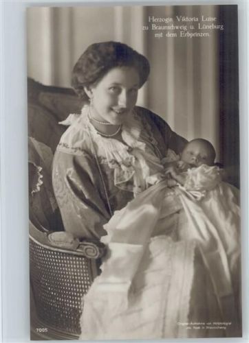 Herzogin Viktoria Luise zu Braunschweig mit Baby - Nr. 7005 NPG Original-Aufnahme