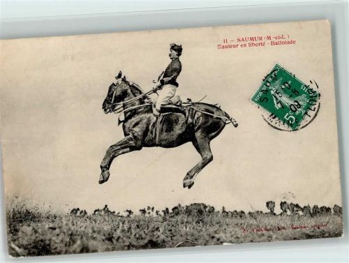 Saumur - Sauteur en liberte - Ballotade 1909 AK
